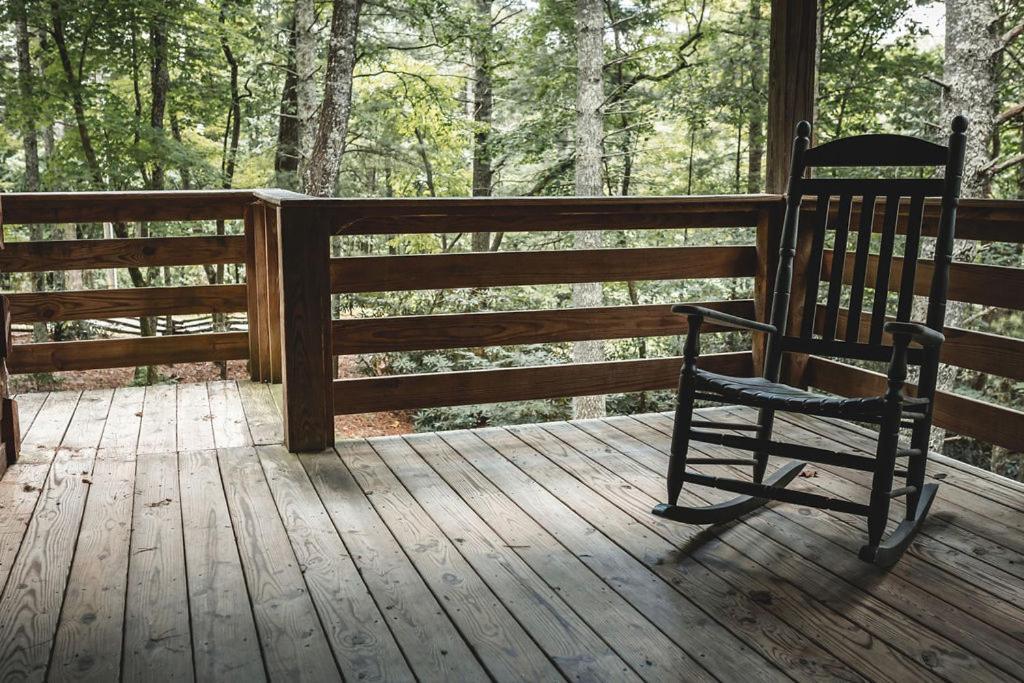 Deer Run Cabin At 36 North - Hot Tub Purlear Екстериор снимка